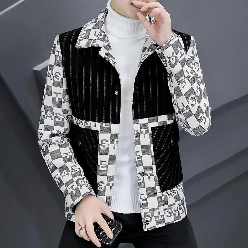 2023 Fall Winter Men Handsome Woolen Color Matching Short Jacket Youth Lapels Casual Slim Jacket
2023 Fall Winter Men Handsome Woolen Color Matching Short Jacket Youth Lapels Casual Slim Jacket