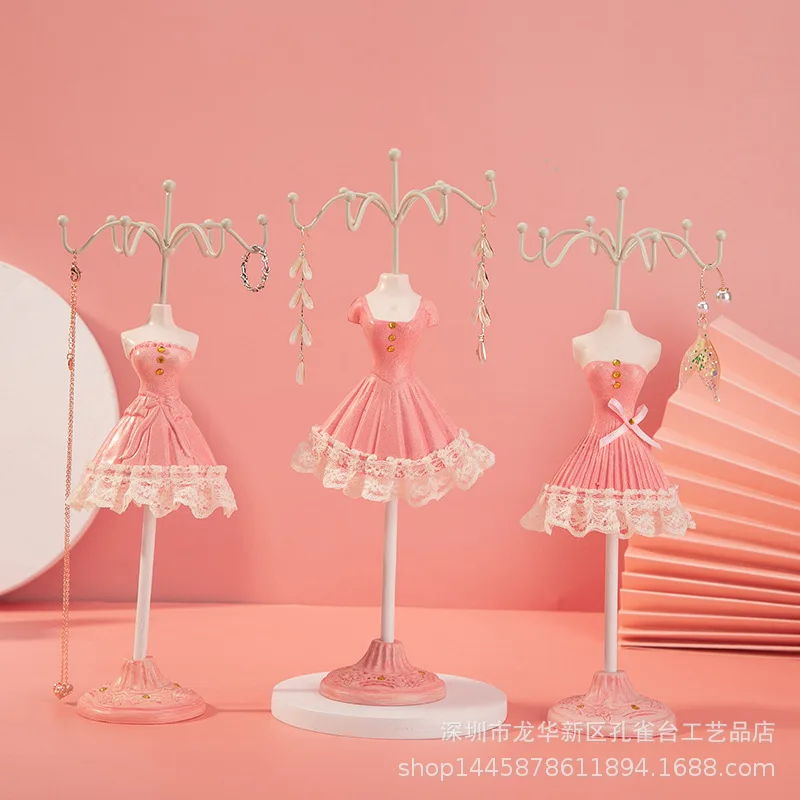 Ювелирные изделия, демонстрация сережек, ожерелье, аксессуары, модель полки, принцесса, милое полимерное небольшое место
Ювелирные изделия, демонстрация сережек, ожерелье, аксессуары, модель полки, принцесса, милое полимерное небольшое место