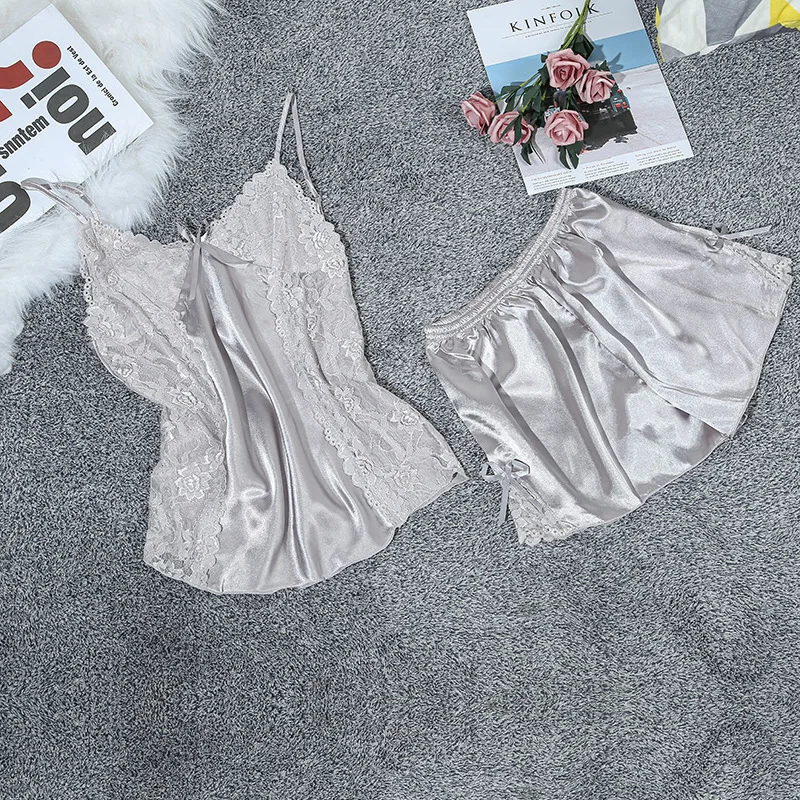 Women's Summer Sexy 2PCS Homewear V-Neck Camisole Shorts Pajamas Sets Lace Trim Intimate Nightwear Ice Silk Loose Sleepwear
Women's Summer Sexy 2PCS Homewear V-Neck Camisole Shorts Pajamas Sets Lace Trim Intimate Nightwear Ice Silk Loose Sleepwear