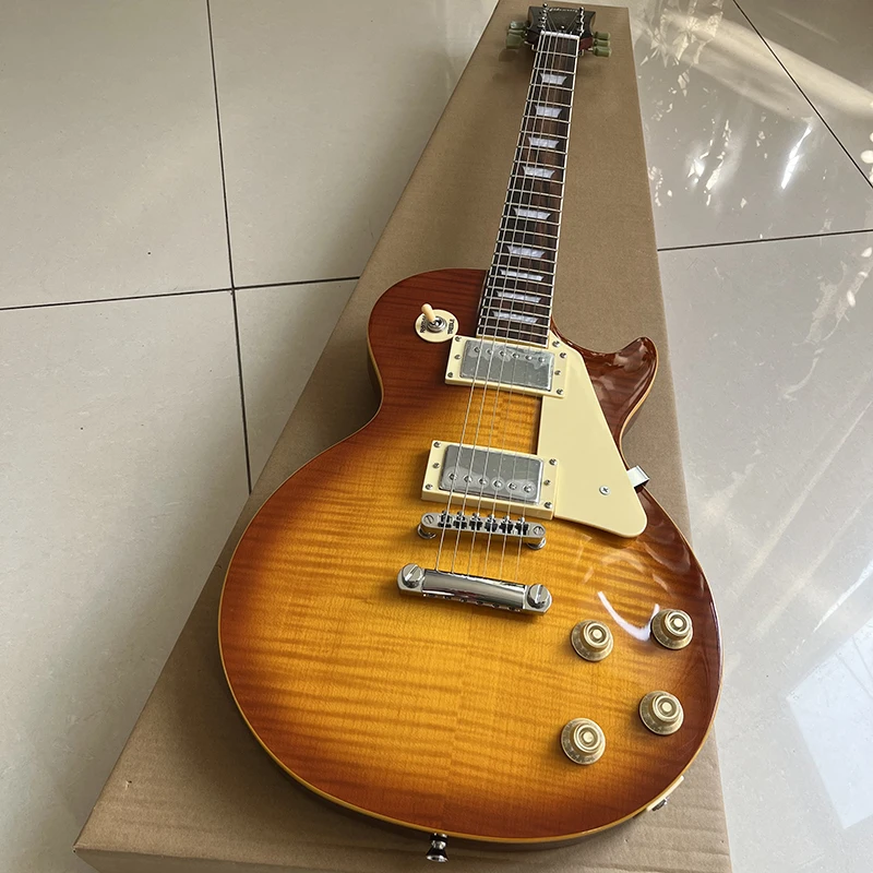 Classic brand electric guitar, professional mahogany, professional quality accessories, free shipping to home.
Classic brand electric guitar, professional mahogany, professional quality accessories, free shipping to home.