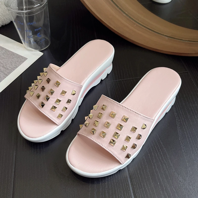 2022 New Fashion Designer Women's Shoes Fashion Flat Sandals and Slippers Leisure Beach Outdoor Comfortable Slippers Plus Size
2022 New Fashion Designer Women's Shoes Fashion Flat Sandals and Slippers Leisure Beach Outdoor Comfortable Slippers Plus Size