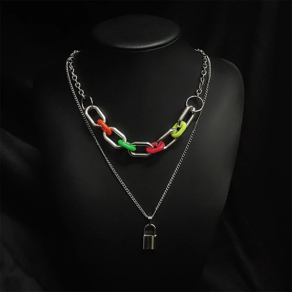Hip hop color chain neck chain metal small lock necklace women's gift European and American Jewelry
Hip hop color chain neck chain metal small lock necklace women's gift European and American Jewelry