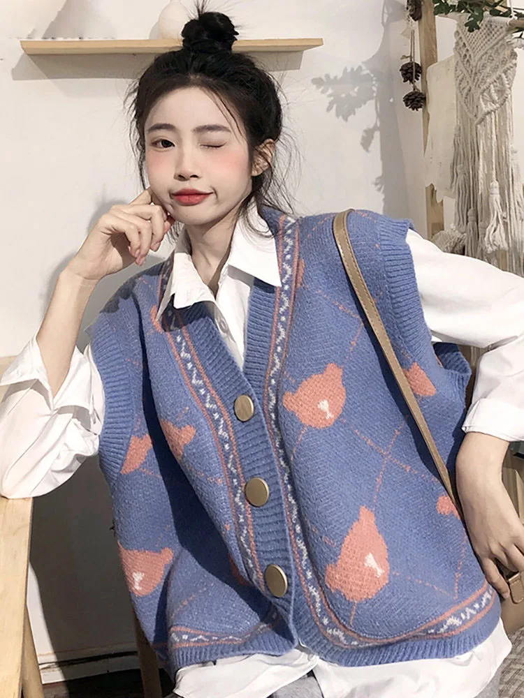 Bear Print Kawaii Waistcoat Women Japanese Harajuku Button Up Cardigan Knitted Vest Girl Casual Cute Sleeveless Sweater
Bear Print Kawaii Waistcoat Women Japanese Harajuku Button Up Cardigan Knitted Vest Girl Casual Cute Sleeveless Sweater