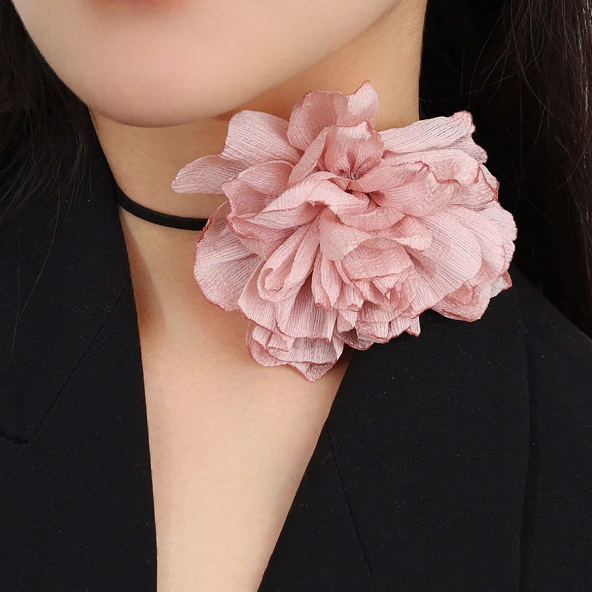 Charms Large Fluffy Fabric Flower Choker Necklace for Women Elegant Wedding Ball Collar Decoration on Neck Female Accessories
Charms Large Fluffy Fabric Flower Choker Necklace for Women Elegant Wedding Ball Collar Decoration on Neck Female Accessories