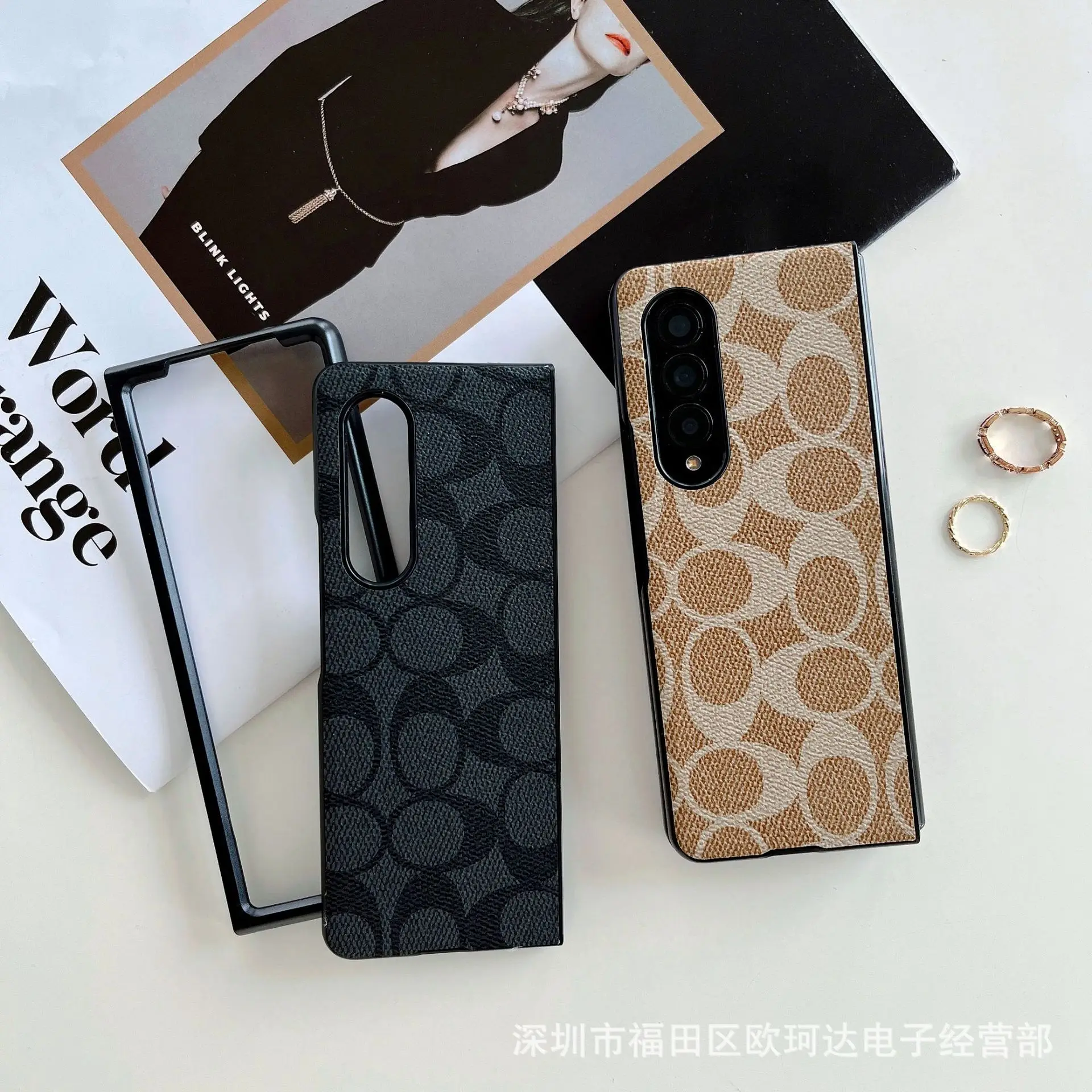 Новый продукт, подходит для Samsung Zfol3, модный брендовый складной защитный чехол для экрана, креативный
Новый продукт, подходит для Samsung Zfol3, модный брендовый складной защитный чехол для экрана, креативный