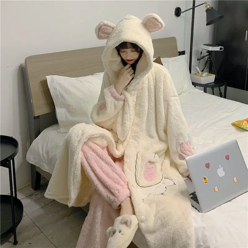 Winter Thickened Pajamas Sleeping Robe Female Cute Female Students Cartoon Bear Paw Warm Pajamas Set Night Gown Night Dress
Winter Thickened Pajamas Sleeping Robe Female Cute Female Students Cartoon Bear Paw Warm Pajamas Set Night Gown Night Dress