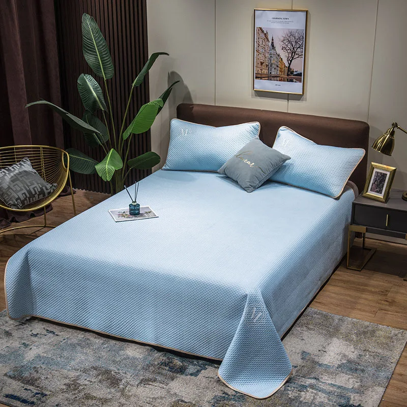 Luxury Summer Blanket Queen Quilt Blanket for Summer Cool Ice Silk Quilts Washable Cooling Breathable Thin Comforters Bedspread
Luxury Summer Blanket Queen Quilt Blanket for Summer Cool Ice Silk Quilts Washable Cooling Breathable Thin Comforters Bedspread