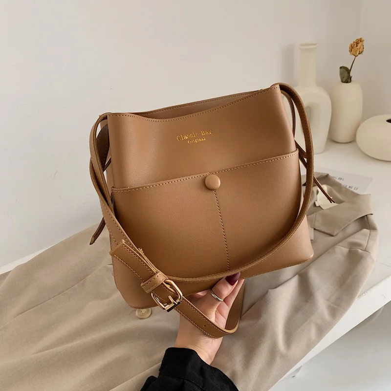 Pu Leather Luxury Bag Woman Bucket Female Bags for Women Trend 2023 Shopper Travel Women's Tote Shoulder Messenger
Pu Leather Luxury Bag Woman Bucket Female Bags for Women Trend 2023 Shopper Travel Women's Tote Shoulder Messenger