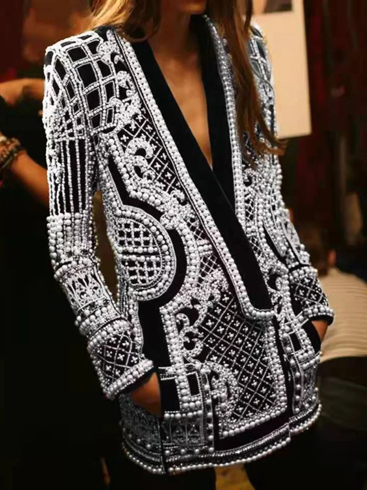 Gold Luxury Beading Blazer Outwear Women V-Neck Long Sleeve Thickened Suit Top Printed Jacket Coat Ladies 2022 Autumn Winter
Gold Luxury Beading Blazer Outwear Women V-Neck Long Sleeve Thickened Suit Top Printed Jacket Coat Ladies 2022 Autumn Winter