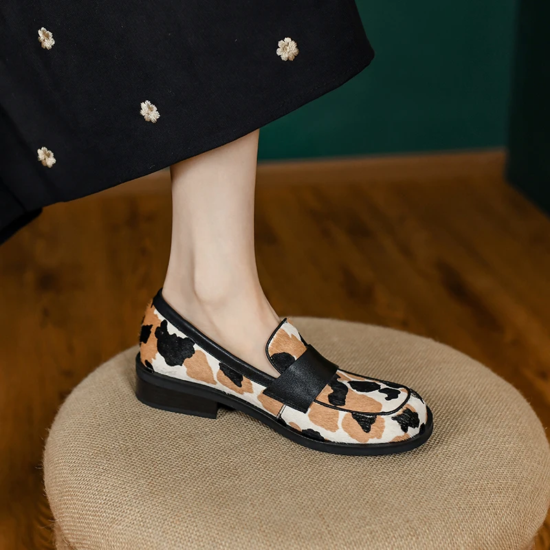 2022 New Spring Genuine Leather Woman Shoe Casual Slip-On Loafers Shoes Woman Round Toe Leopard Shoes Zapatos De Mujer Women
2022 New Spring Genuine Leather Woman Shoe Casual Slip-On Loafers Shoes Woman Round Toe Leopard Shoes Zapatos De Mujer Women