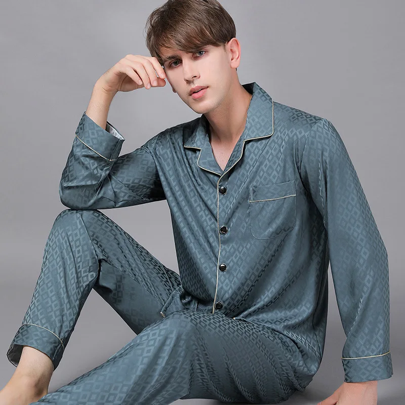 Long-sleeved Men's Spring and Autumn Pajamas Set Silk Thin Men's Satin Pajama Set Home Sleep Wear Trouser Suit Men Pajamas Sets
Long-sleeved Men's Spring and Autumn Pajamas Set Silk Thin Men's Satin Pajama Set Home Sleep Wear Trouser Suit Men Pajamas Sets