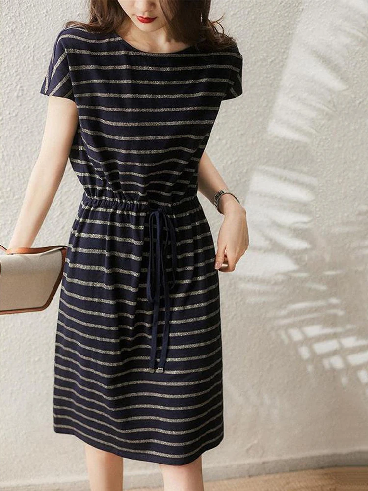 Bright Golden Silk Women Dress Elegant Summer Thin Striped Raglan Sleeves High Waist Drawstring Straight Office Lady Dress 2022
Bright Golden Silk Women Dress Elegant Summer Thin Striped Raglan Sleeves High Waist Drawstring Straight Office Lady Dress 2022