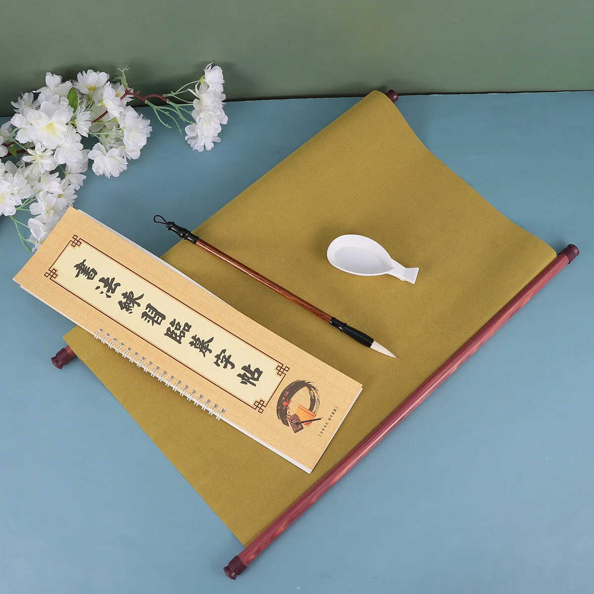 4pcs 1.5m Water Writing Cloth Painting Cloth Brush Copybook Empty Water Dish Calligraphy Training Tools (Empty)
4pcs 1.5m Water Writing Cloth Painting Cloth Brush Copybook Empty Water Dish Calligraphy Training Tools (Empty)