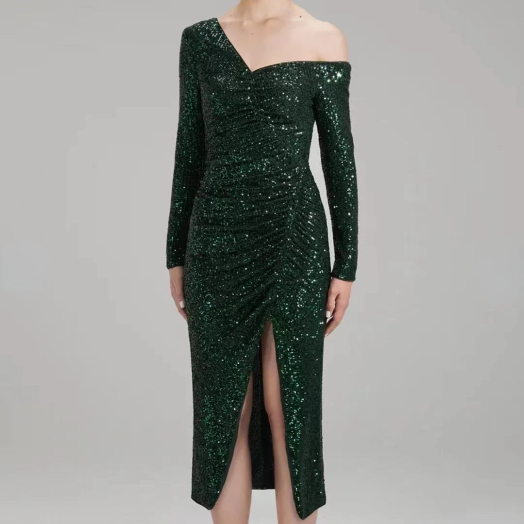 New 2022 Top Quality Summer Sexy Silver Sequined Ruched Asymmetrical Slash Shoulder Slit Midi Party Dress for Women 
New 2022 Top Quality Summer Sexy Silver Sequined Ruched Asymmetrical Slash Shoulder Slit Midi Party Dress for Women