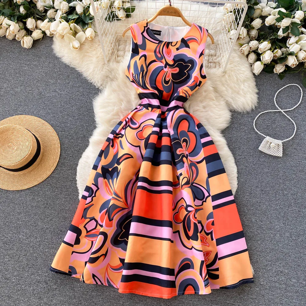 Ethnic Wind Waist-skimming Temperament Round Neck Seaside Vacation Sleeveless Print Mid-length Dress
Ethnic Wind Waist-skimming Temperament Round Neck Seaside Vacation Sleeveless Print Mid-length Dress