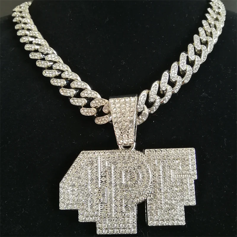 Кулон в стиле хип-хоп с надписью 4 пФ, подвеска из кубинской цепи Майами с полным кристаллом 13 мм, модное вечернее Ювелирное Украшение для мужчин и женщин
Кулон в стиле хип-хоп с надписью 4 пФ, подвеска из кубинской цепи Майами с полным кристаллом 13 мм, модное вечернее Ювелирное Украшение для мужчин и женщин