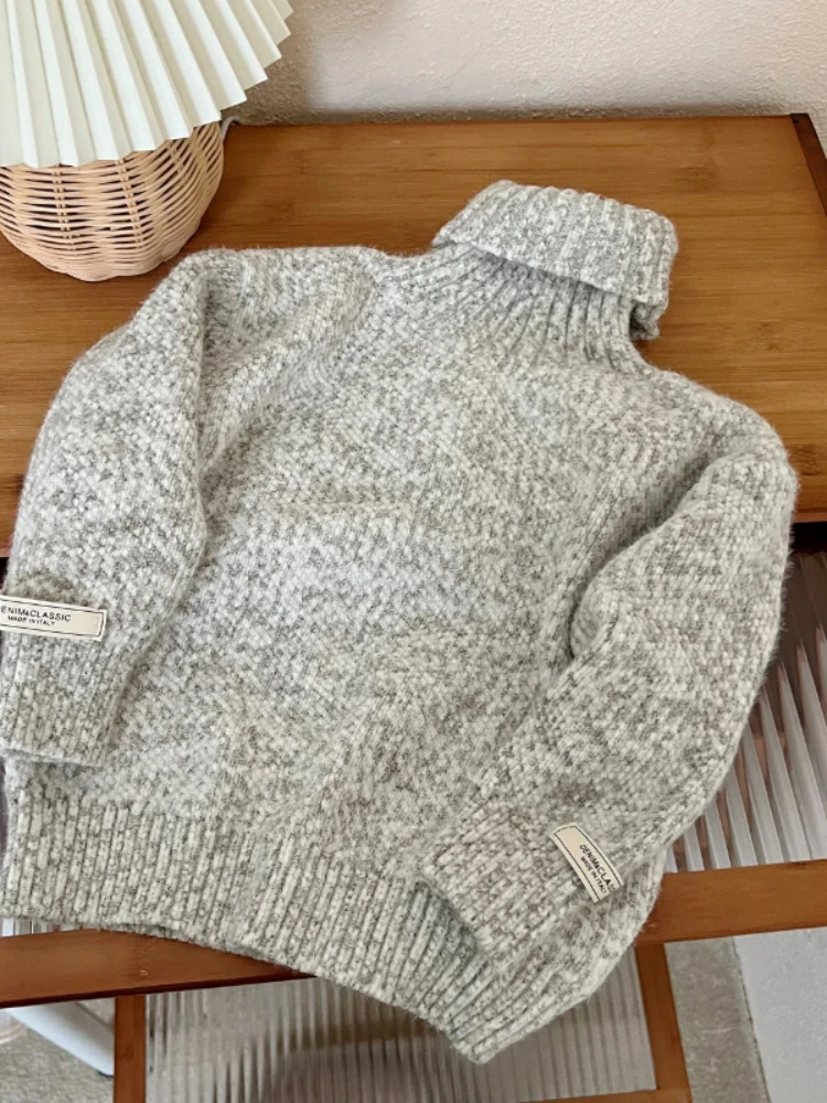 2022 Autumn Winter New Fashion Turtleneck Sweater Girls Soft Chenille Knitted Top Children Boys Knitwear Elasticity Clothing
2022 Autumn Winter New Fashion Turtleneck Sweater Girls Soft Chenille Knitted Top Children Boys Knitwear Elasticity Clothing