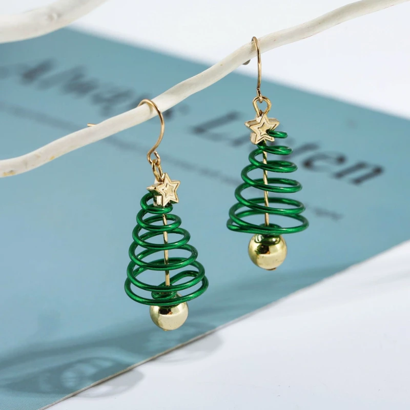 Creative Star Christmas Tree Earrings Wholesale European and American Christmas Series Creative Design Spring Earrings
Creative Star Christmas Tree Earrings Wholesale European and American Christmas Series Creative Design Spring Earrings