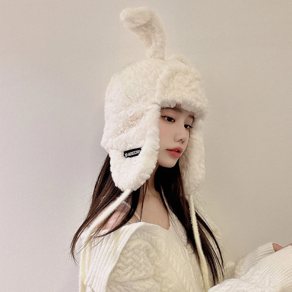 2023 шапка-бомбер из искусственного меха с ушками, женская зимняя шапка, зимняя шапка 2023, зимняя теплая шапка, женская теплая шапка 
2023 шапка-бомбер из искусственного меха с ушками, женская зимняя шапка, зимняя шапка 2023, зимняя теплая шапка, женская теплая шапка