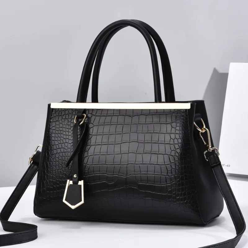 2023 New Fashion Large Capacity Single Shoulder Crossbody Bags Advanced Crocodile Patterned PU Handbag for Women's Bag Versatile
2023 New Fashion Large Capacity Single Shoulder Crossbody Bags Advanced Crocodile Patterned PU Handbag for Women's Bag Versatile