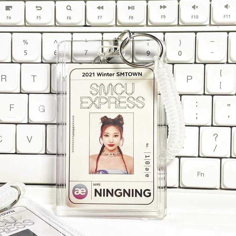 Пластиковый держатель для карт сердце
Пластиковый держатель для карт сердце