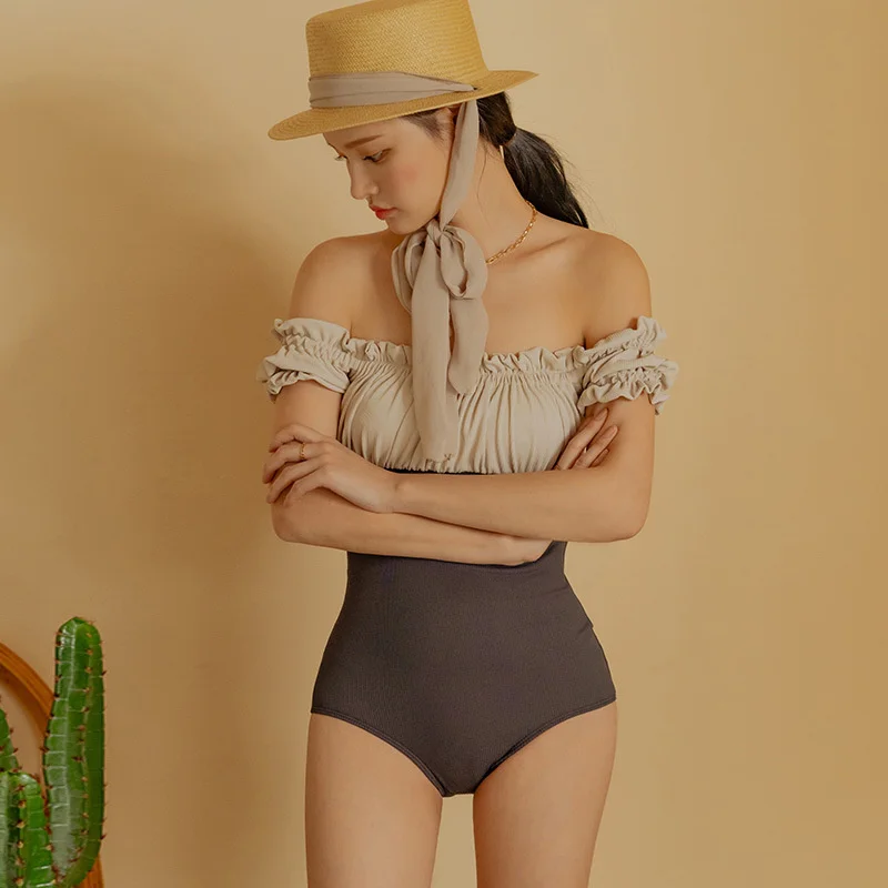 Woman Swimwear Sexy Korean Style One-piece Swimsuit Ladies One Word Shoulder Triangle Trunks Bathing Suits
Woman Swimwear Sexy Korean Style One-piece Swimsuit Ladies One Word Shoulder Triangle Trunks Bathing Suits