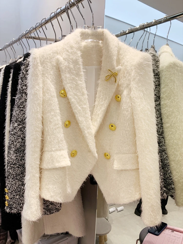 HIGH STREET Newest Fashion 2022 Designer Jacket Women's Double Breasted Metal Button Mohair Fur Blazer
HIGH STREET Newest Fashion 2022 Designer Jacket Women's Double Breasted Metal Button Mohair Fur Blazer