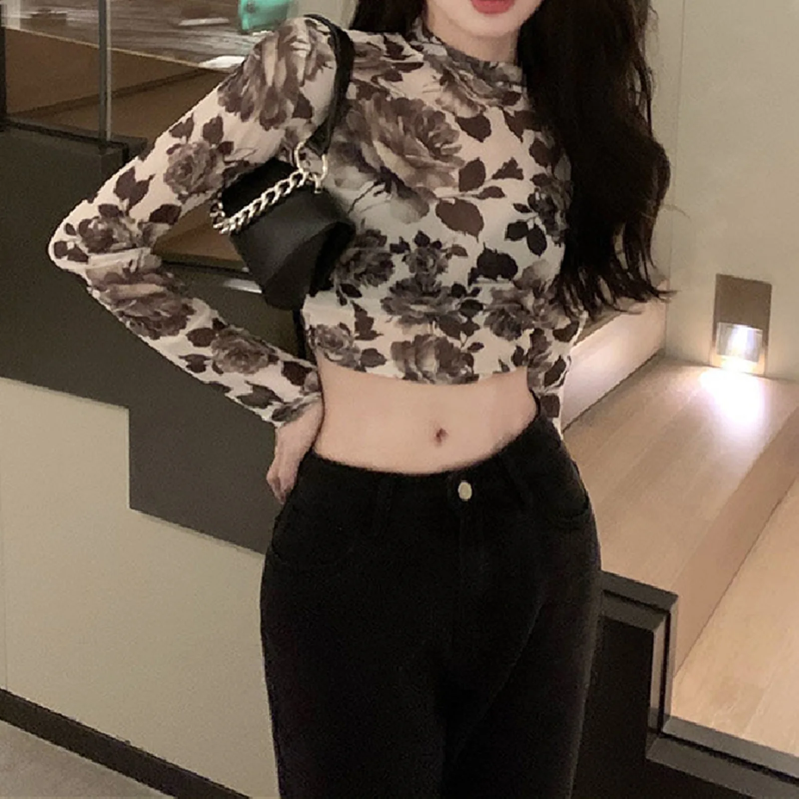 Retro Floral Print Long Sleeve T-Shirt Women Fashion Wild Crop Tops Tee Summer Round Neck Slim Fit Tops T-shirts Streetwear
Retro Floral Print Long Sleeve T-Shirt Women Fashion Wild Crop Tops Tee Summer Round Neck Slim Fit Tops T-shirts Streetwear