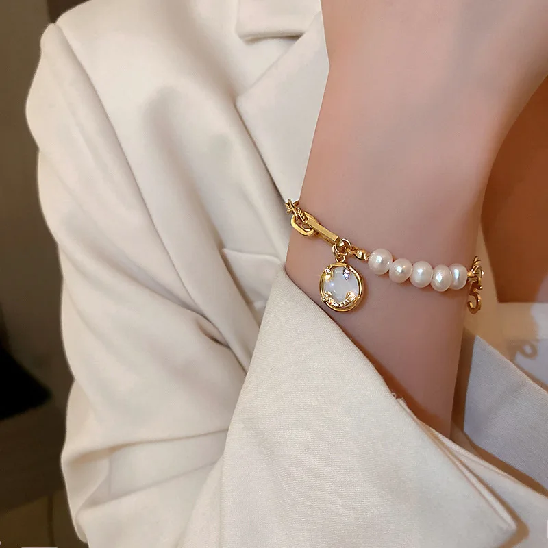 202 korean kpop fashion elegant pearl chain bracelet for women girls fashion trend smile face number 5 charm bracelet bangle
202 korean kpop fashion elegant pearl chain bracelet for women girls fashion trend smile face number 5 charm bracelet bangle