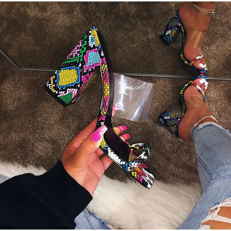New Summer Elegant Color Coarse Heels for Women Retro Color Fashion Foreign Fashion New Comfortable Sandals for Women Plus Size
New Summer Elegant Color Coarse Heels for Women Retro Color Fashion Foreign Fashion New Comfortable Sandals for Women Plus Size
