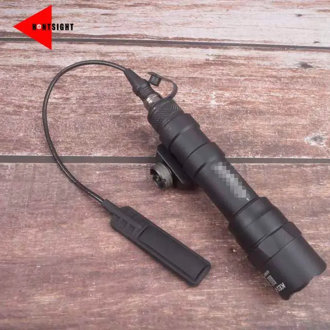 M600DF 1400 Lumens Tactical Flashlight Surefir Scout Light Hunting Softair Mount Weapon Light Pistol Gun Light
M600DF 1400 Lumens Tactical Flashlight Surefir Scout Light Hunting Softair Mount Weapon Light Pistol Gun Light