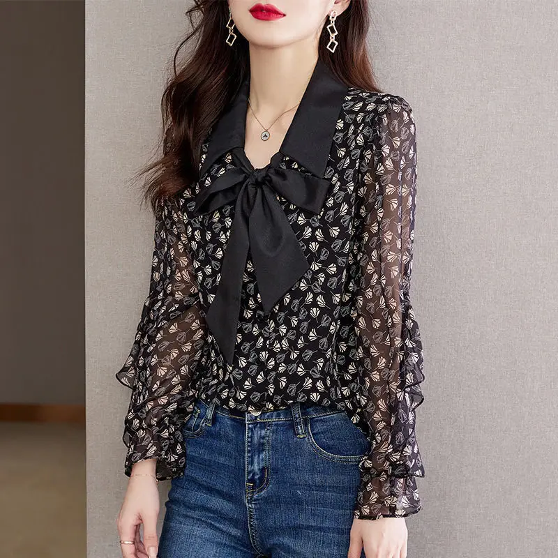 2022 Blouse Women Women's Gauze V-neck Chiffon Shirt Long Sleeve Spring and Autumn Clothes Pullover Tops Loose Slim Blusas A19
2022 Blouse Women Women's Gauze V-neck Chiffon Shirt Long Sleeve Spring and Autumn Clothes Pullover Tops Loose Slim Blusas A19