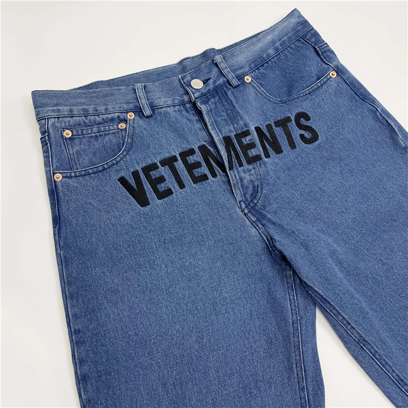 Vetements Jeans Men Women 1:1 Embroidered Logo Vetements Blue Jeans Pants VTM Trousers
Vetements Jeans Men Women 1:1 Embroidered Logo Vetements Blue Jeans Pants VTM Trousers