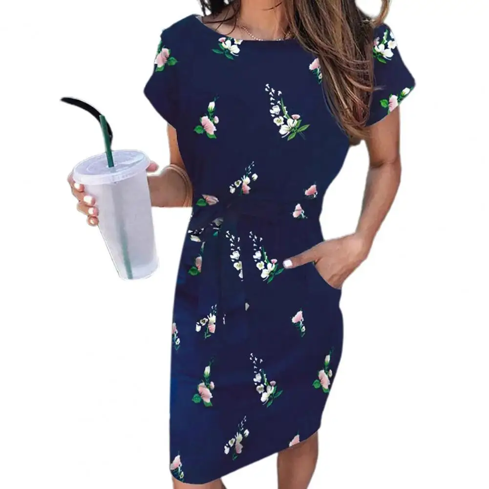 Модное женское платье, летнее облегающее вечернее платье до колен с принтом позиционирования на шнуровке для женщин, элегантное платье 2022 
Модное женское платье, летнее облегающее вечернее платье до колен с принтом позиционирования на шнуровке для женщин, элегантное платье 2022