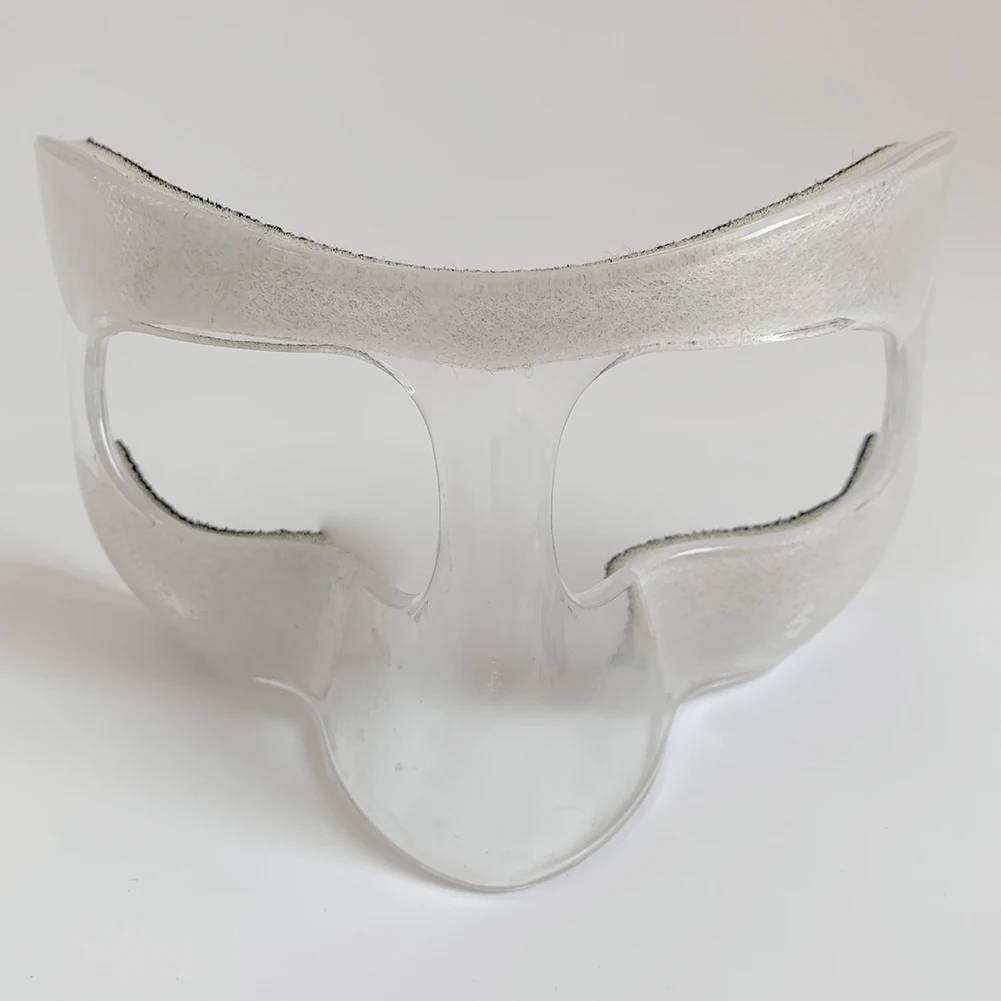 Durable and Functional Basketball Nose Guard, Clear Protective with Adjustable Straps, Ideal for Various Sports
Durable and Functional Basketball Nose Guard, Clear Protective with Adjustable Straps, Ideal for Various Sports