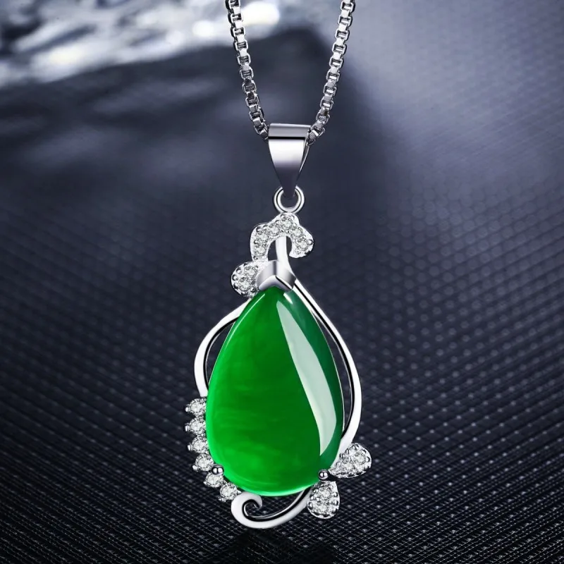 Natural Green Chalcedony Hand Carved Water Drop Pendant Fashion Jewelry Women's 925 Silver Inlaid Necklace Gift Accessories 
Natural Green Chalcedony Hand Carved Water Drop Pendant Fashion Jewelry Women's 925 Silver Inlaid Necklace Gift Accessories