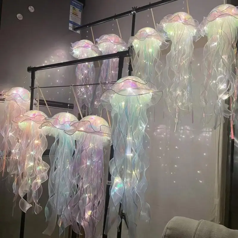 Jellyfish Atmosphere Night Light Portable Colorful Hanging Flower Lamp Lantern Bedroom Girl Room Home Garden Indoor Decoration
Jellyfish Atmosphere Night Light Portable Colorful Hanging Flower Lamp Lantern Bedroom Girl Room Home Garden Indoor Decoration