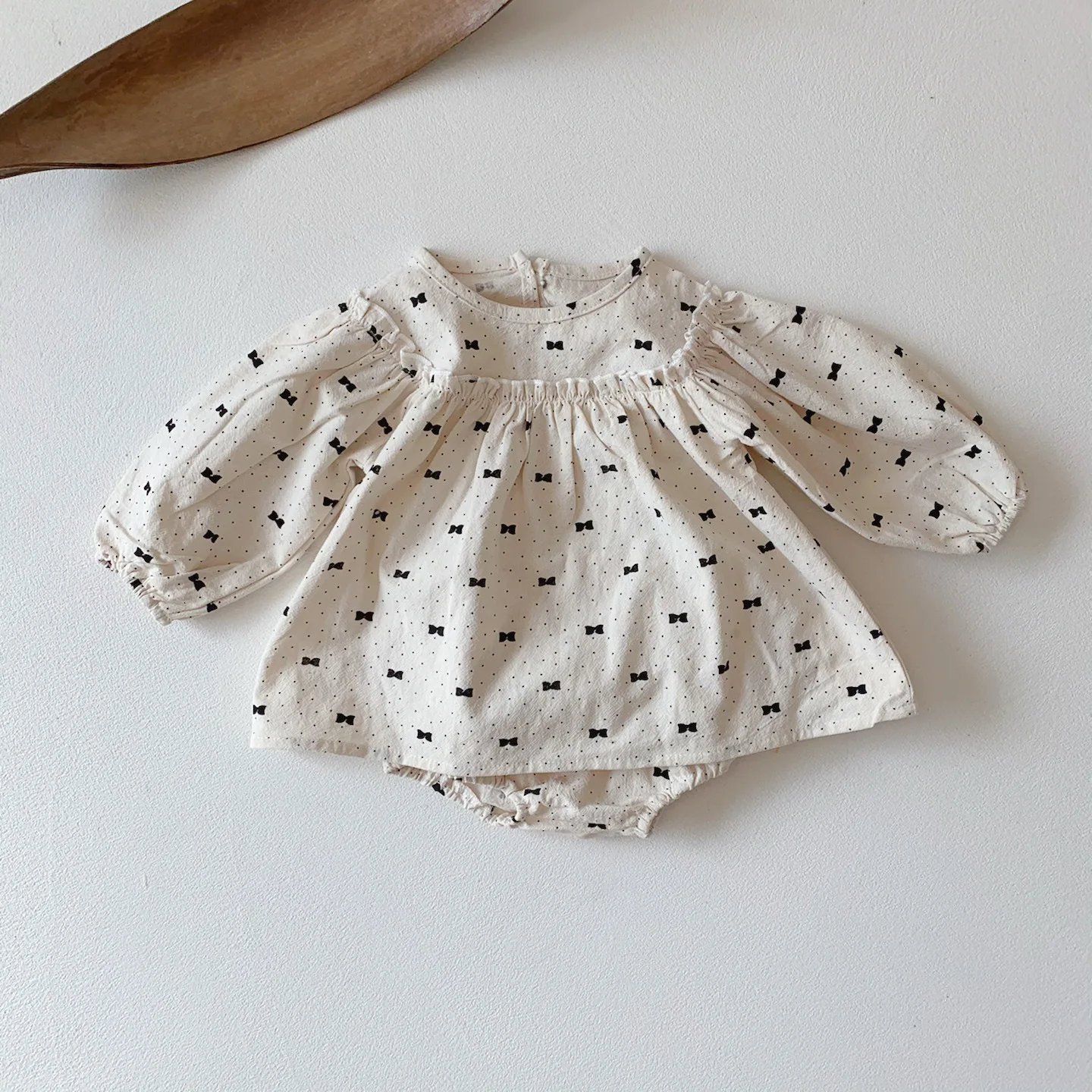 One-piece Suit Baby Fall Clothes Newborn Girl Clothes Girls Winter Infant Children Knitted Skirt Triangular Climbing Suit 0-3T
One-piece Suit Baby Fall Clothes Newborn Girl Clothes Girls Winter Infant Children Knitted Skirt Triangular Climbing Suit 0-3T
