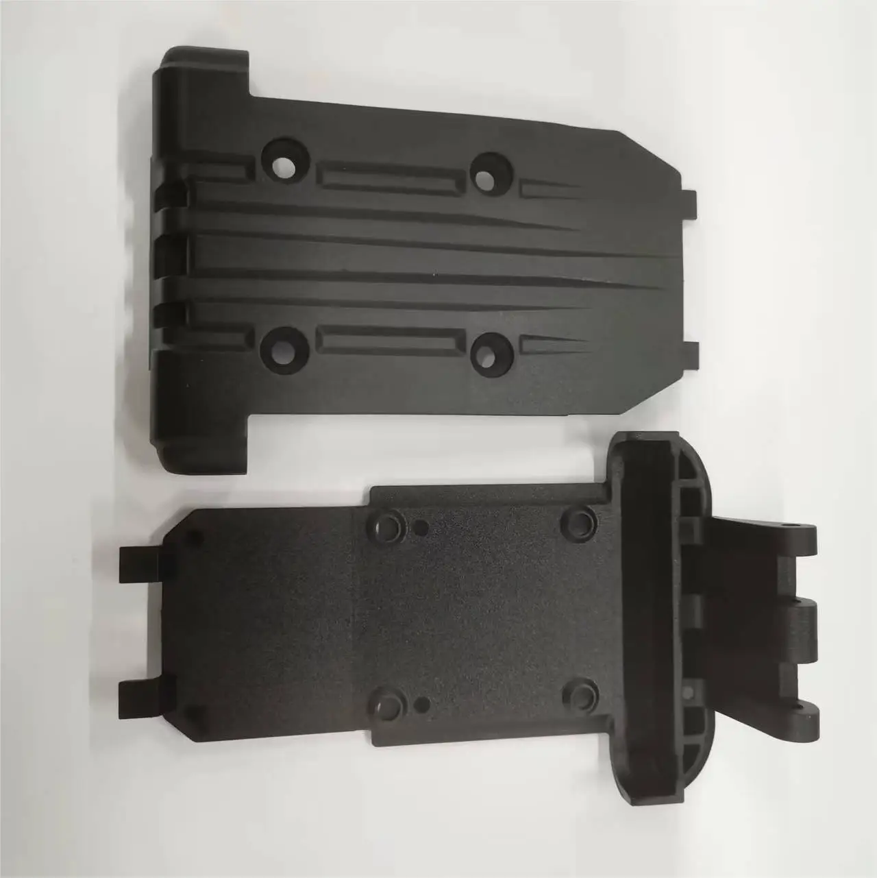 Hongnuo HNR H9901 6S 1/8 монстр-Трак Big Foot радиоуправляемая защита шасси автомобиля (Fr./Rr.) HN9003
Hongnuo HNR H9901 6S 1/8 монстр-Трак Big Foot радиоуправляемая защита шасси автомобиля (Fr./Rr.) HN9003