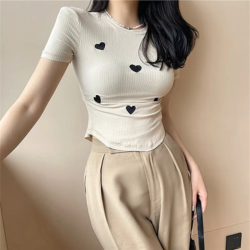 Real shot large size striped T-shirt women's 2022 new summer fashion slim design sense top bottoming shirt top
Real shot large size striped T-shirt women's 2022 new summer fashion slim design sense top bottoming shirt top
