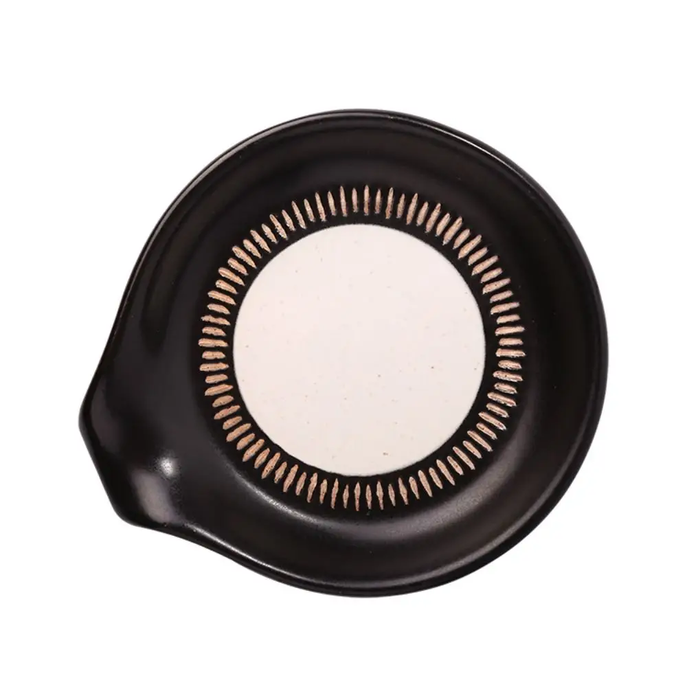 Black Ceramic Spoon Holders Round Ladle Rest Large Kitchen Utensils for Cooking Stove Top Housewarming Gifts Kitchen Countertop
Black Ceramic Spoon Holders Round Ladle Rest Large Kitchen Utensils for Cooking Stove Top Housewarming Gifts Kitchen Countertop