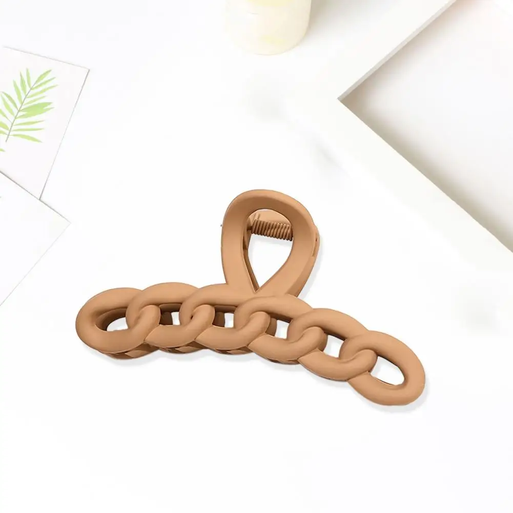 Hair Claw Stylish Hair Clip for Women Strong Grip Anti-slip Claw Design Elastic Spring Hair Organization Decoration Tool Metal
Hair Claw Stylish Hair Clip for Women Strong Grip Anti-slip Claw Design Elastic Spring Hair Organization Decoration Tool Metal