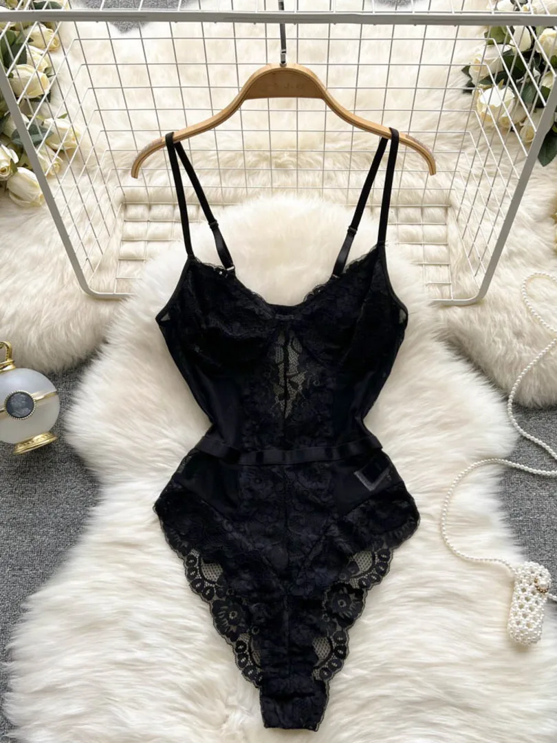Sexy Hollow Out Mesh Lace Bodysuit Women Black Spaghetti Strap Sleeveless Open Back Ultra Thin Skinny Club Party Body Jumpsuit
Sexy Hollow Out Mesh Lace Bodysuit Women Black Spaghetti Strap Sleeveless Open Back Ultra Thin Skinny Club Party Body Jumpsuit