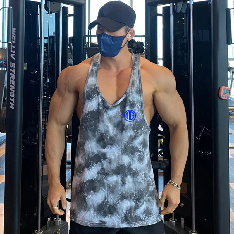 New Men's Camouflage Fitness Running Vests Spring Summer Sleeveless Sweatshirt For Male Fashion Bodybuilding Clothing
New Men's Camouflage Fitness Running Vests Spring Summer Sleeveless Sweatshirt For Male Fashion Bodybuilding Clothing