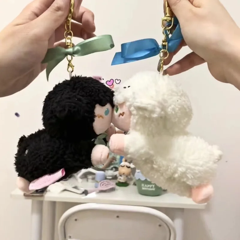 

A Pair of Kissing Sheep Keychain Kiss Mouth Animal Magnetic Pendant Small Sheep Cute Cartoon Doll Valentine's Day Couple Gift