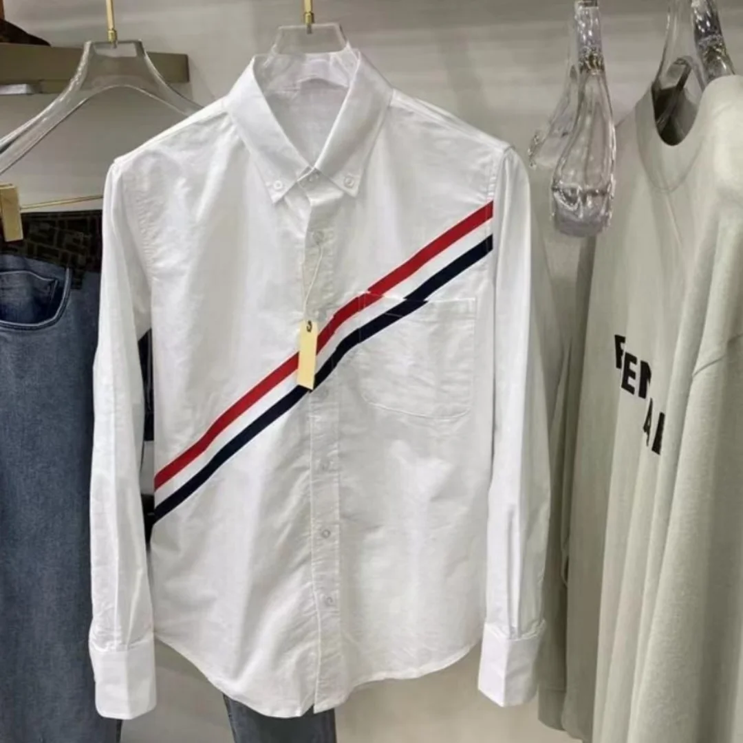 2023 TB Shirts Diagonal Striped Fashion Korean Design Women Tops Slim Mens Causal Shirts Spring Business Dress Luxury Shirts
2023 TB Shirts Diagonal Striped Fashion Korean Design Women Tops Slim Mens Causal Shirts Spring Business Dress Luxury Shirts