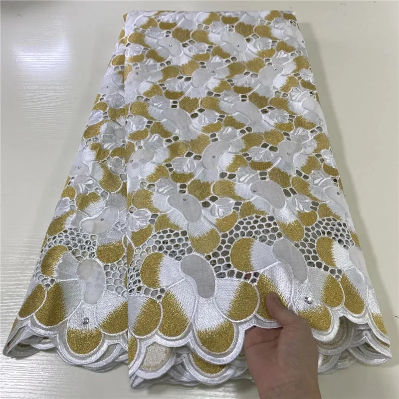 High Quality Embroidery Swiss Voile Lace Fabric Pure Cotton African Nigerian Lace 2022 Latest Design 5 yards/piece 1748
High Quality Embroidery Swiss Voile Lace Fabric Pure Cotton African Nigerian Lace 2022 Latest Design 5 yards/piece 1748