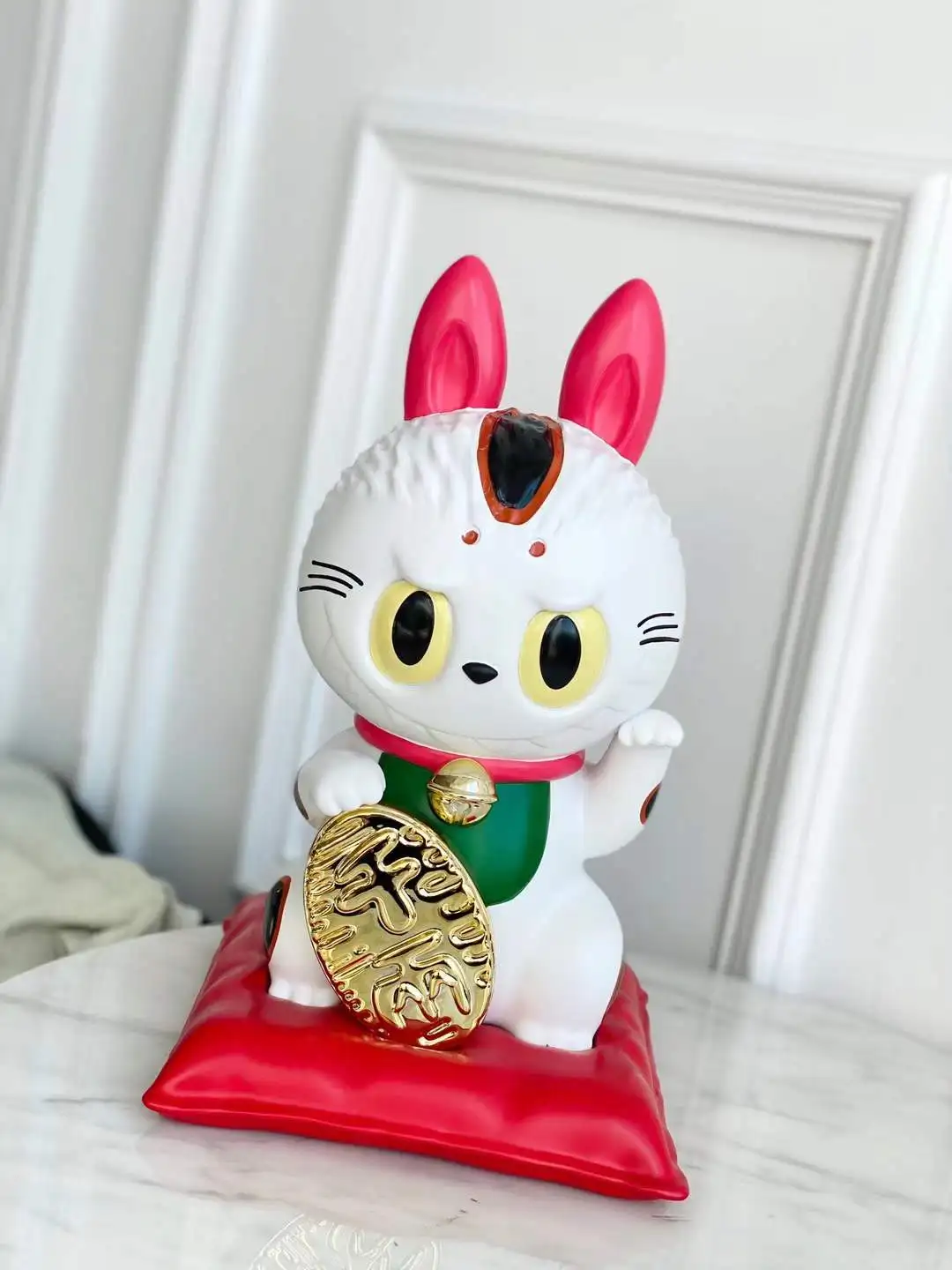 Labub Lucky Cat Decoration Resin Material Lucky Good Luck Imitation Ceramic Texture Desktop Decoration
Labub Lucky Cat Decoration Resin Material Lucky Good Luck Imitation Ceramic Texture Desktop Decoration