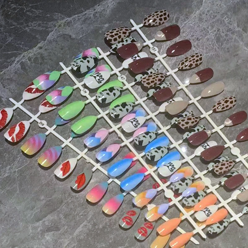 24pcs French Coffin False Nail Almond Lips Press on Nails Ballerina Fake Nails with Glue Leopard Detachable Manicure Nail Tips
24pcs French Coffin False Nail Almond Lips Press on Nails Ballerina Fake Nails with Glue Leopard Detachable Manicure Nail Tips