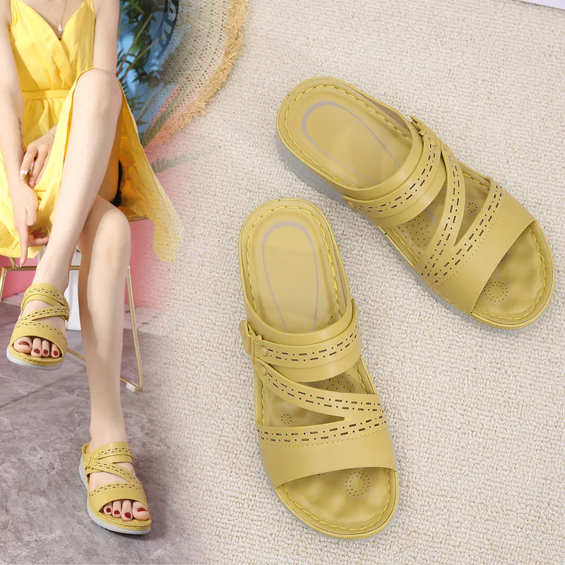 Shoes Woman's Slippers Big Size Slides Low Platform 2023 Soft Rubber Rome Sewing Basic Fabric Hoof Heels Scandals Shoes House Sl
Shoes Woman's Slippers Big Size Slides Low Platform 2023 Soft Rubber Rome Sewing Basic Fabric Hoof Heels Scandals Shoes House Sl